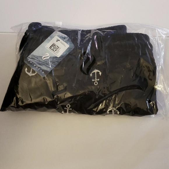 BRISIRA Compression Liner 5 Inch Inseam Swim Trunks in Black w Anchors Size M - Picture 2 of 10